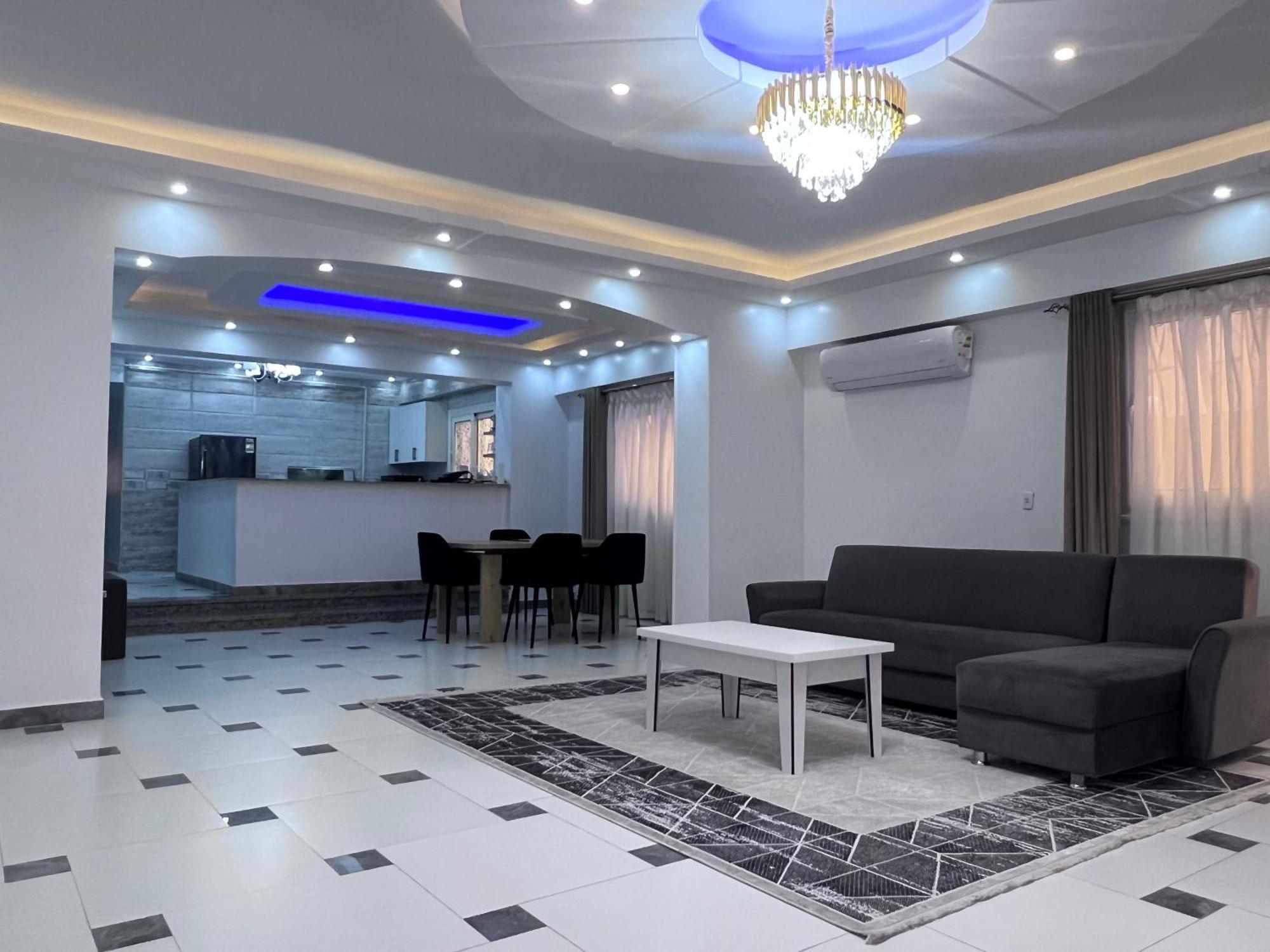 Apartment Home2home Cairo