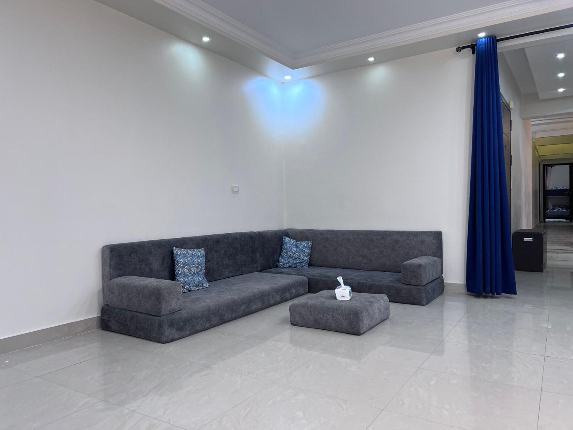 Home2home Apartment *